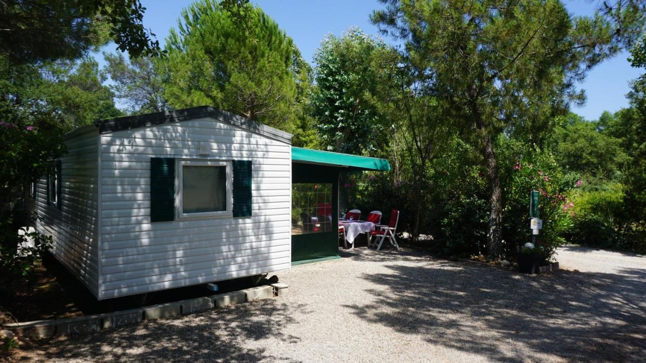 Met Buitenkeuken Op Lei Suves - Joycasa Camping *
