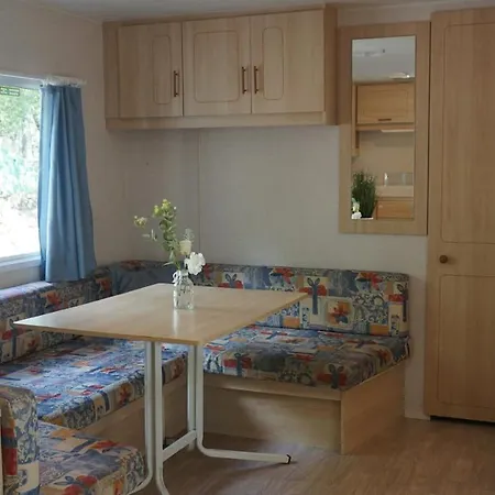 Chalets Met Buitenkeuken Op Camping Lei Suves - Joycasa Roquebrune-sur Argens Extérieur photo
