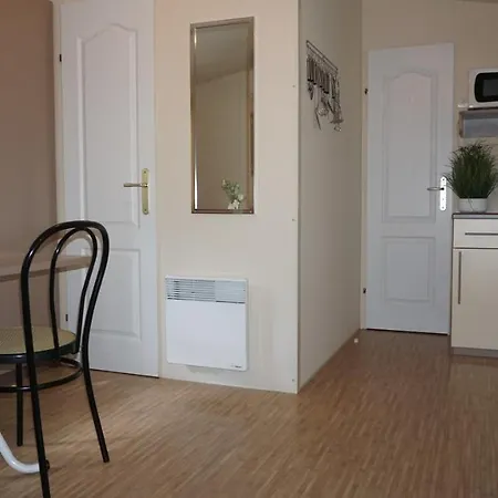 Chalets Met Buitenkeuken Op Camping Lei Suves - Joycasa Roquebrune-sur Argens Extérieur photo