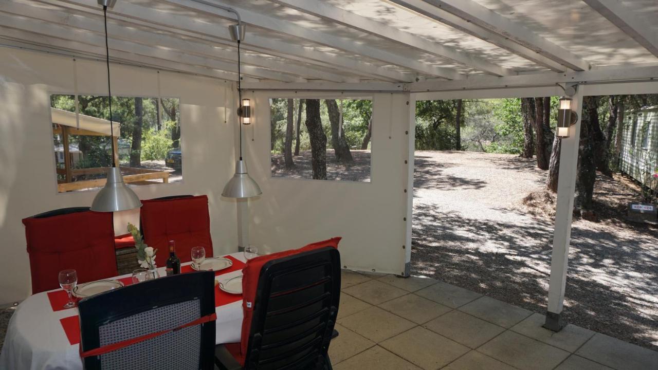 Met Buitenkeuken Op Lei Suves - Joycasa Parque de Campismo *