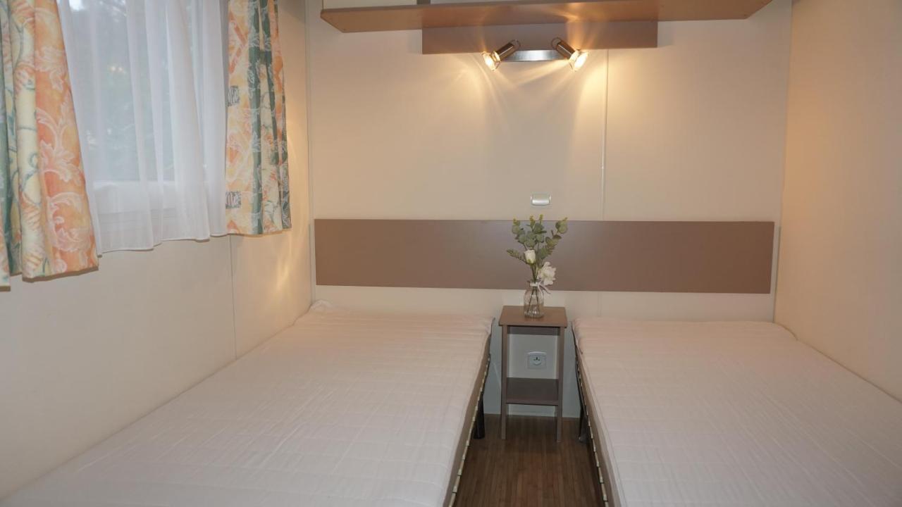 Met Buitenkeuken Op Lei Suves - Joycasa Campsite Roquebrune-sur-Argens